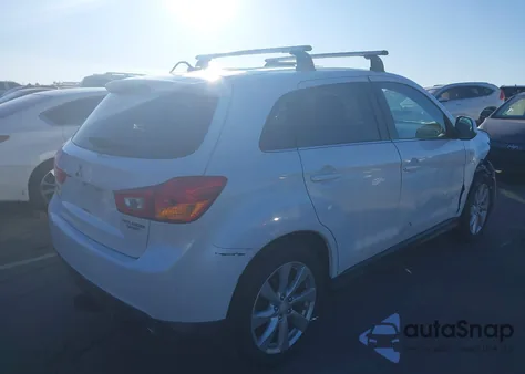 2014 Mitsubishi Outlander Sport Se z USA, uszkodzony, nr VIN 4A4AR4AU1EE019582